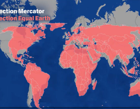 Projection Equal Earth